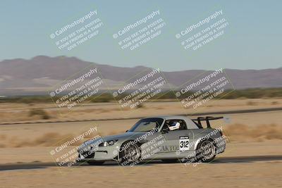 media/Oct-24-2025-Doghouse Garage (Fri) [[783d2ff07a]]/5-Beginner/Session 1 (Follow the Leader)/